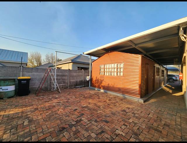 1,229M² OFFICE SOLD IN THREE RIVERS